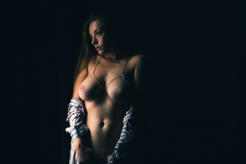 Olga Kobzar model nude