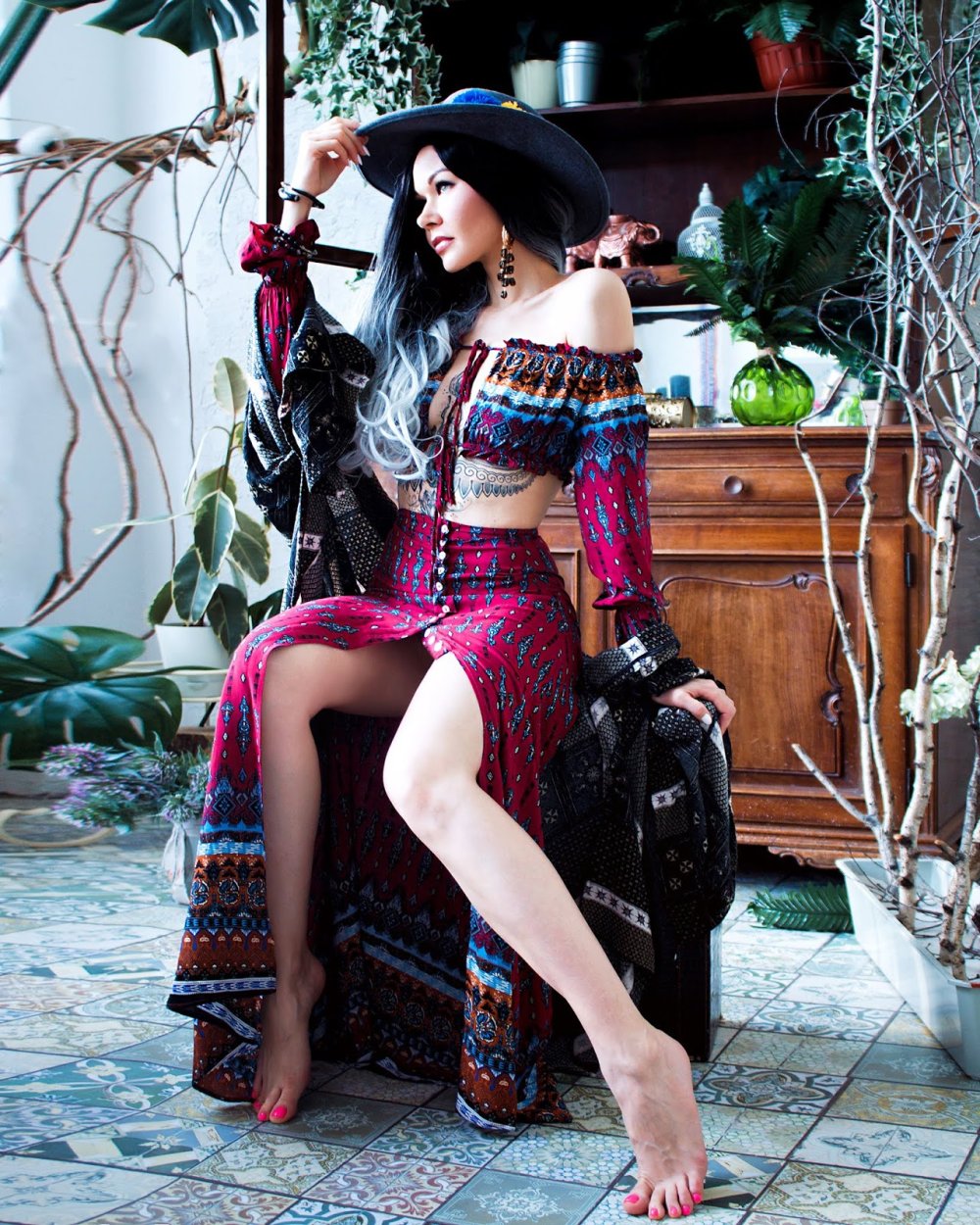 Naked Gypsy Queens - Naked Gypsy Queens 2018