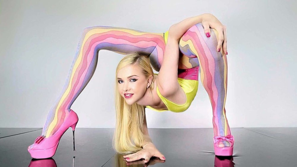 Julia Güntel Aka Zlata