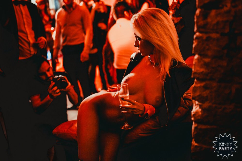 Natalya Nemchinova Club Vintage