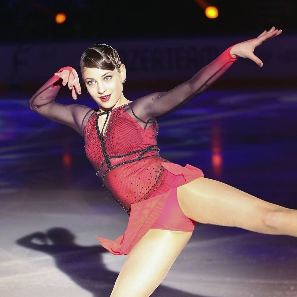 Alena is bona -hot hot