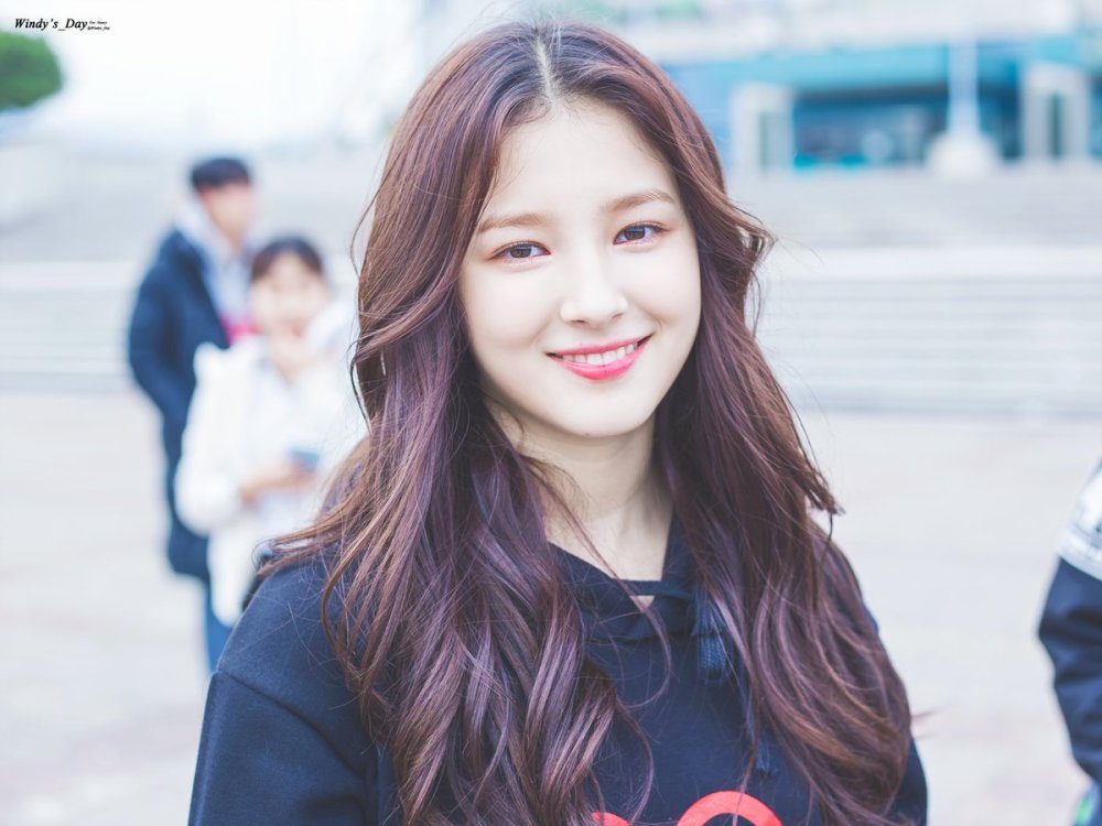 Nancy Momoland 2021