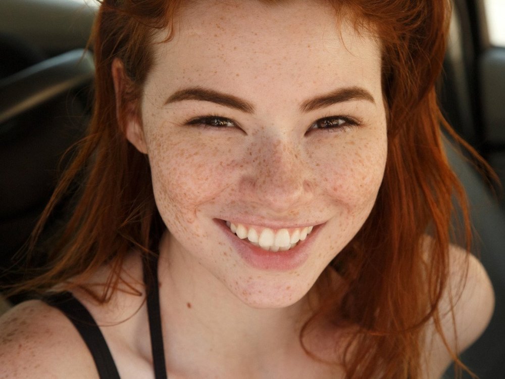Felicity Fellini's face