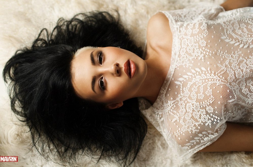 Alina Lando