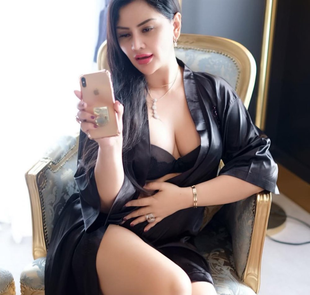 Tania ayu tort