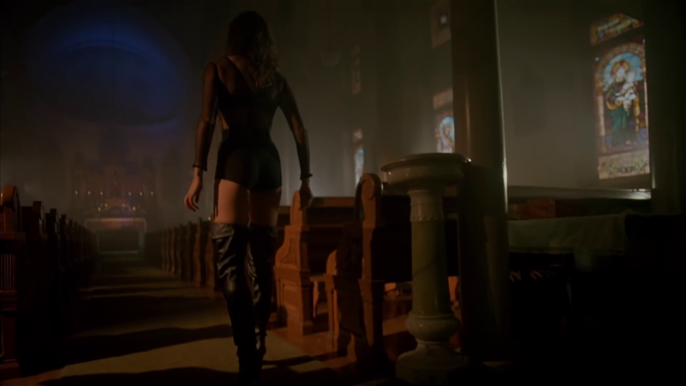 Teri Hatcher in underwear in his youth