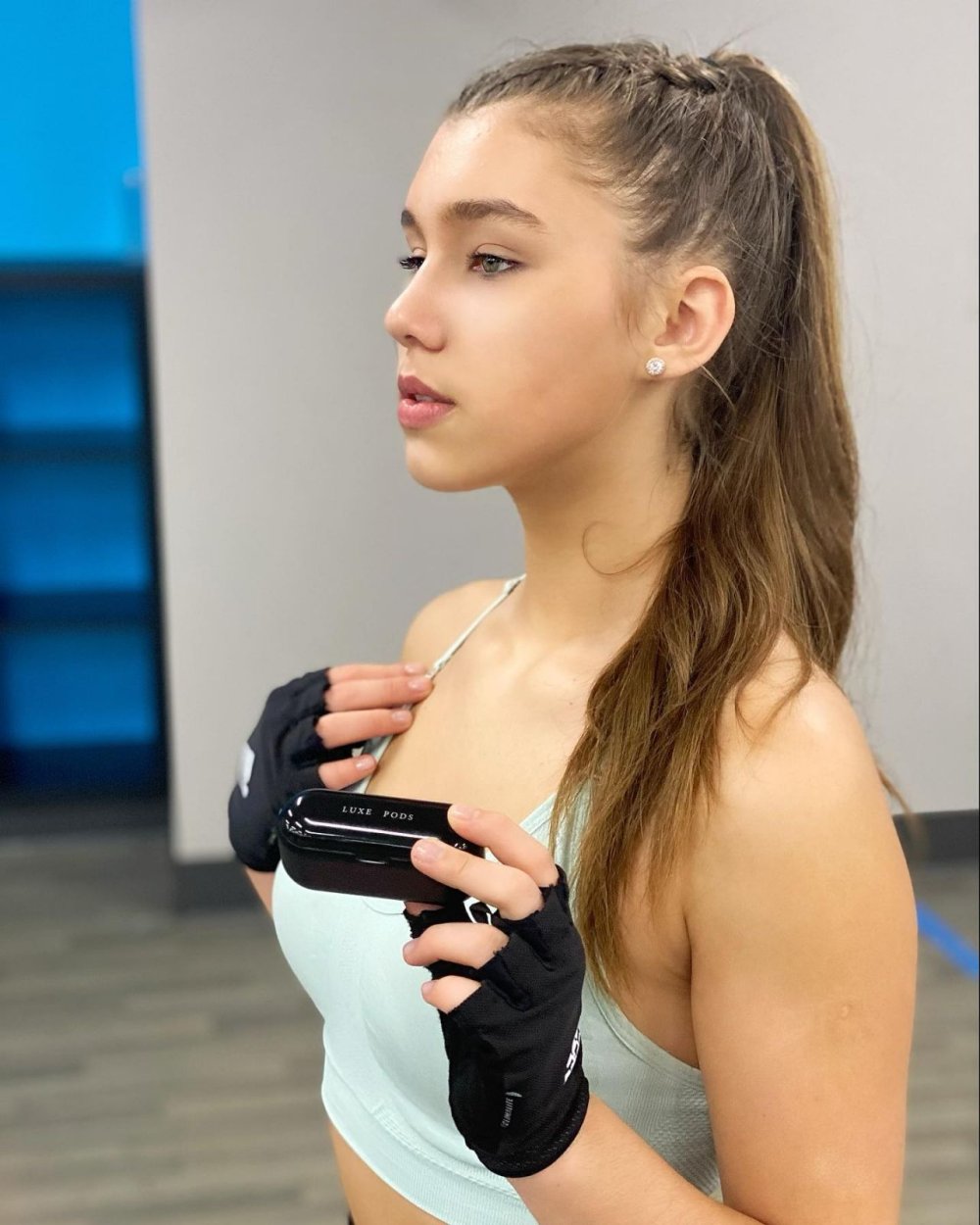 Girls on the Auto Show Sexy Nip Slip