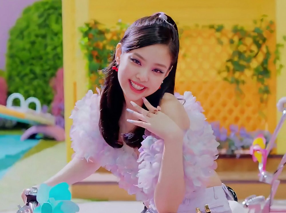 Jisu Kim Black Pink