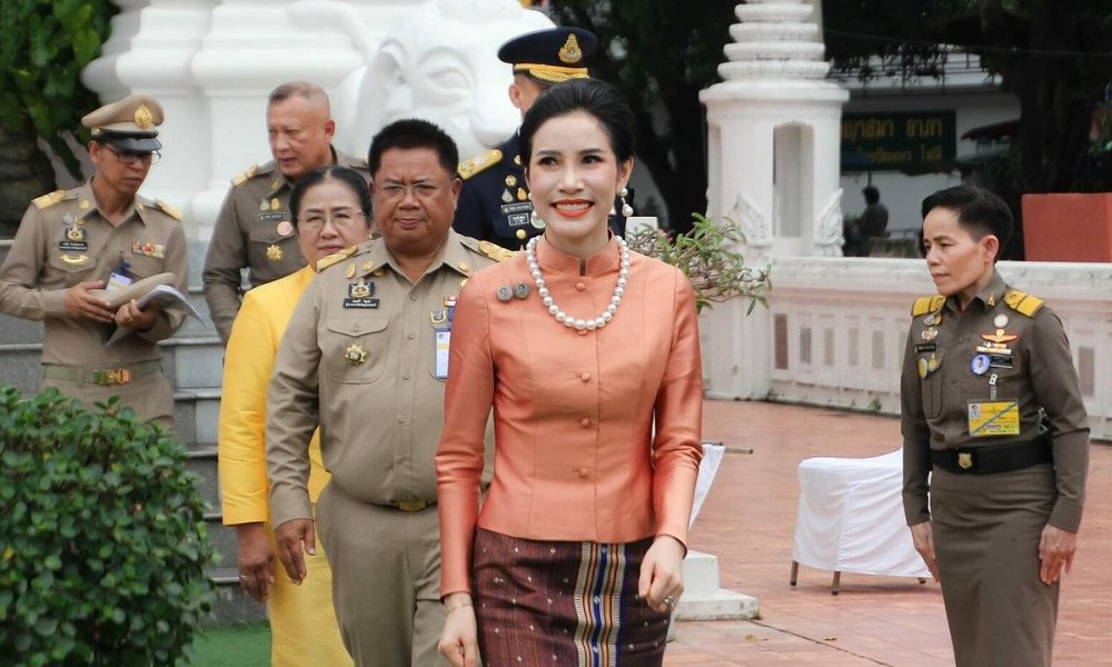 Sineenat wongvajirapakdi