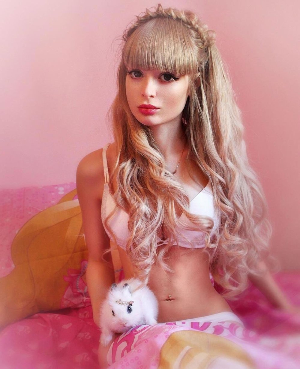 Angelica Kenova and Valery Lukyanova