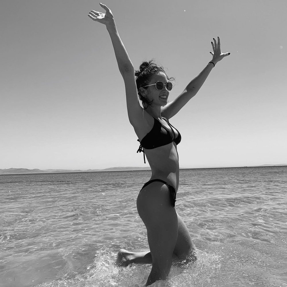 Mariam Ernandes photo in a swimsuit