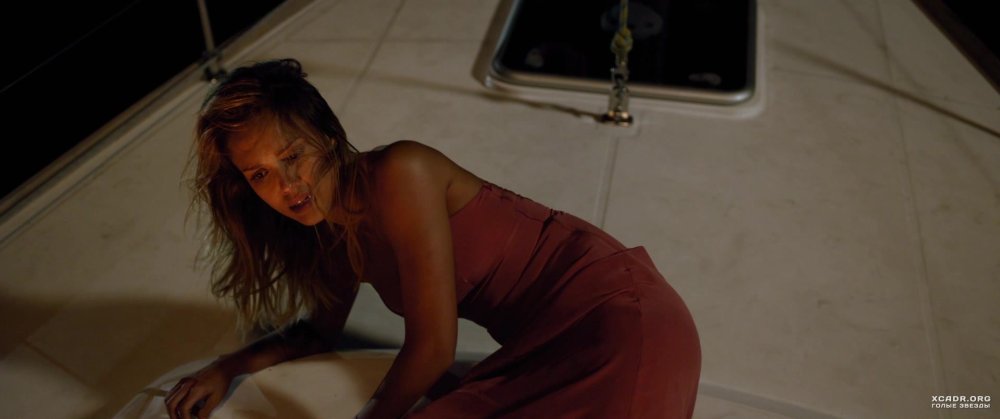 Jessica Alba Mechanic Resurrection