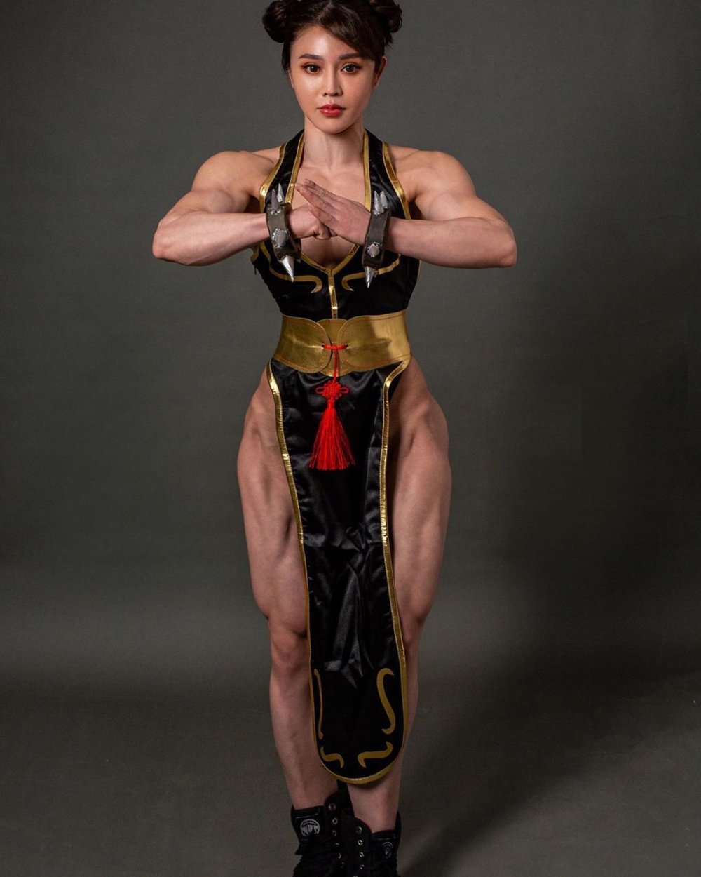Ashley Nikolaich Fitness Model