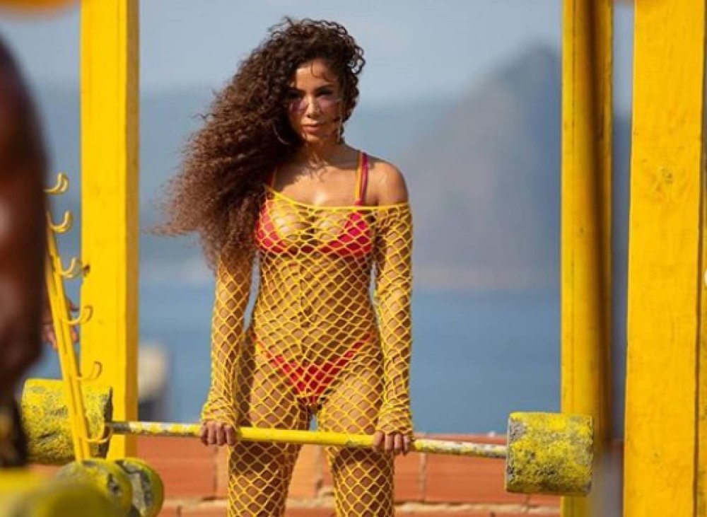 Anitta singer