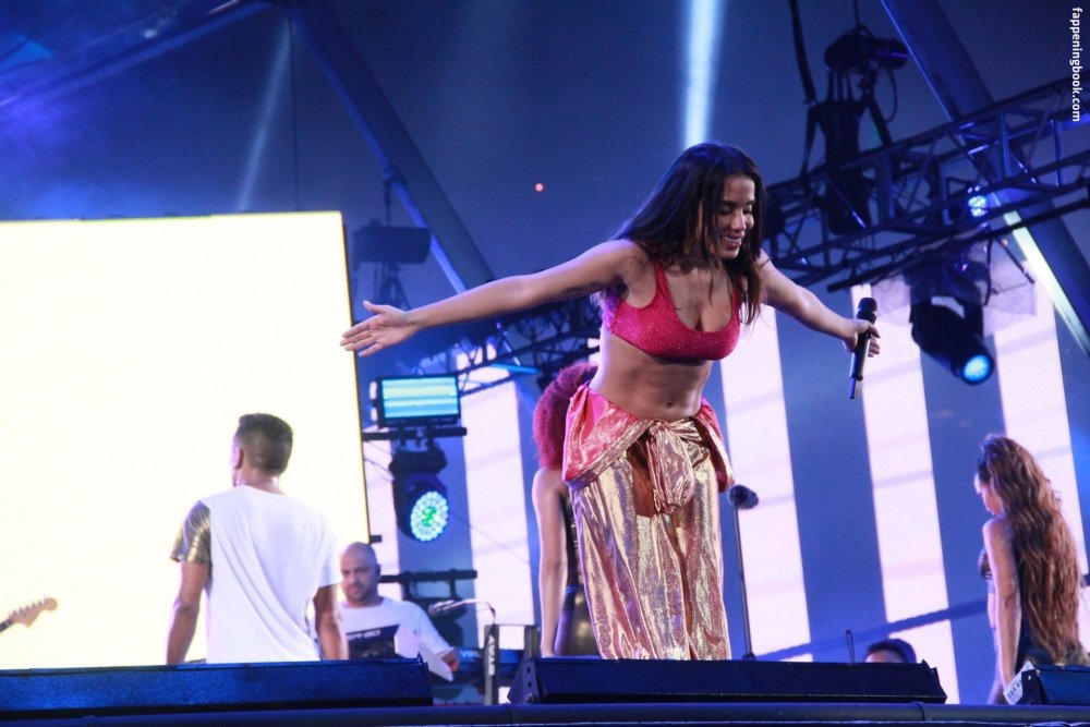 UK Singer Anitta