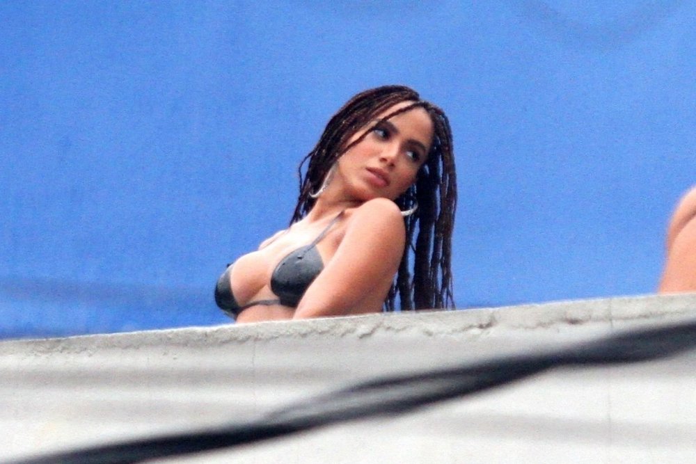 Anitta Singer Hot Photo