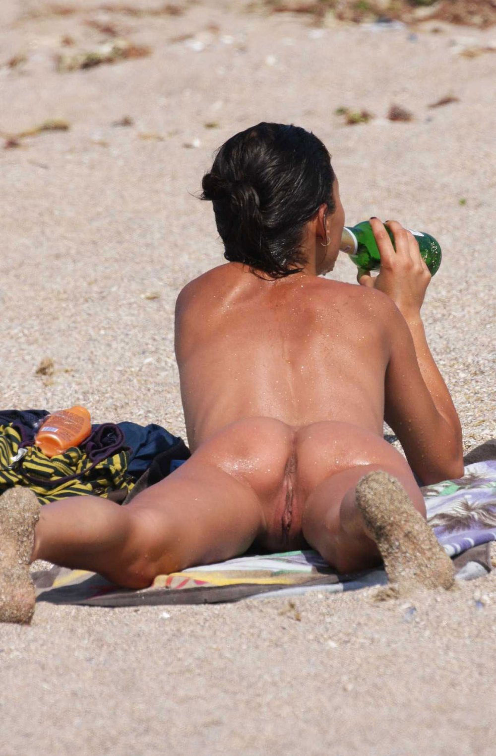 Beach Girls Hidden
