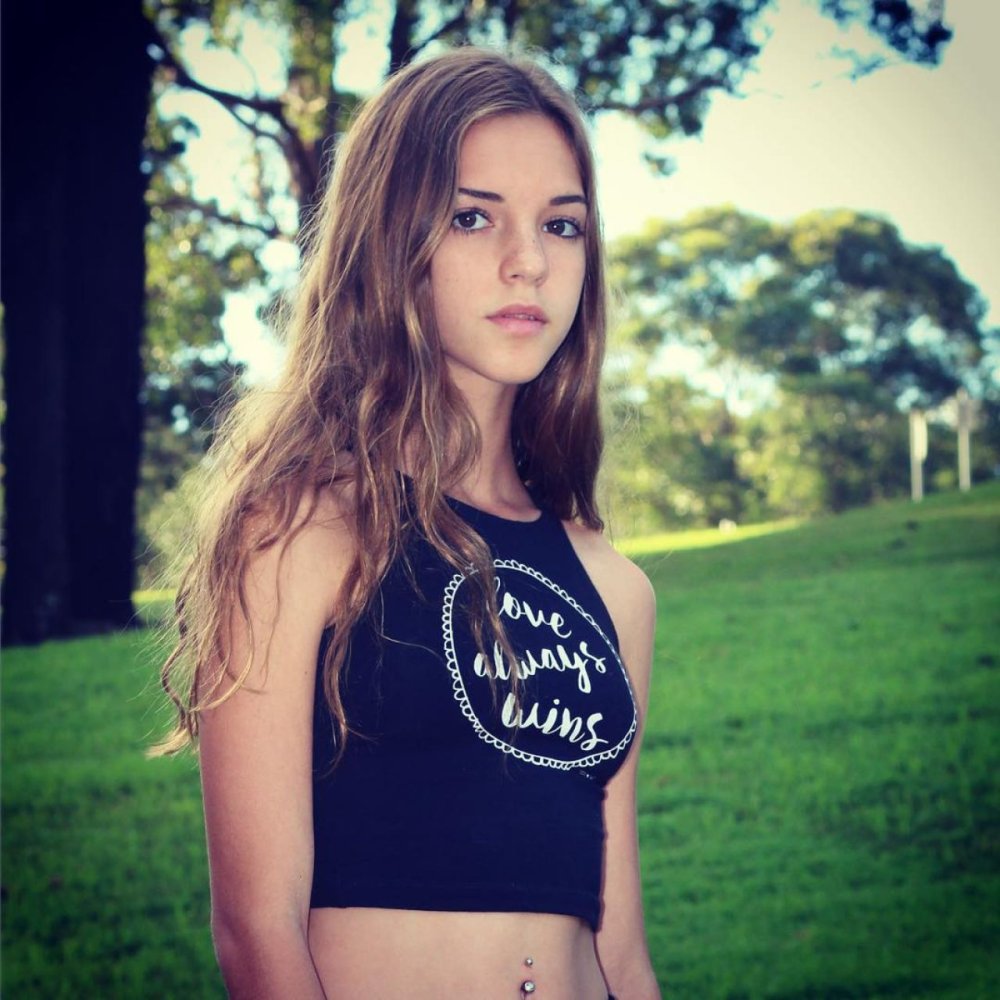 Emily Feld Feet