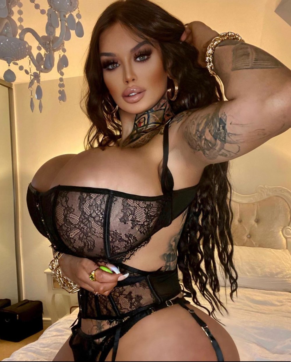 Nicky Valentina Rose tits