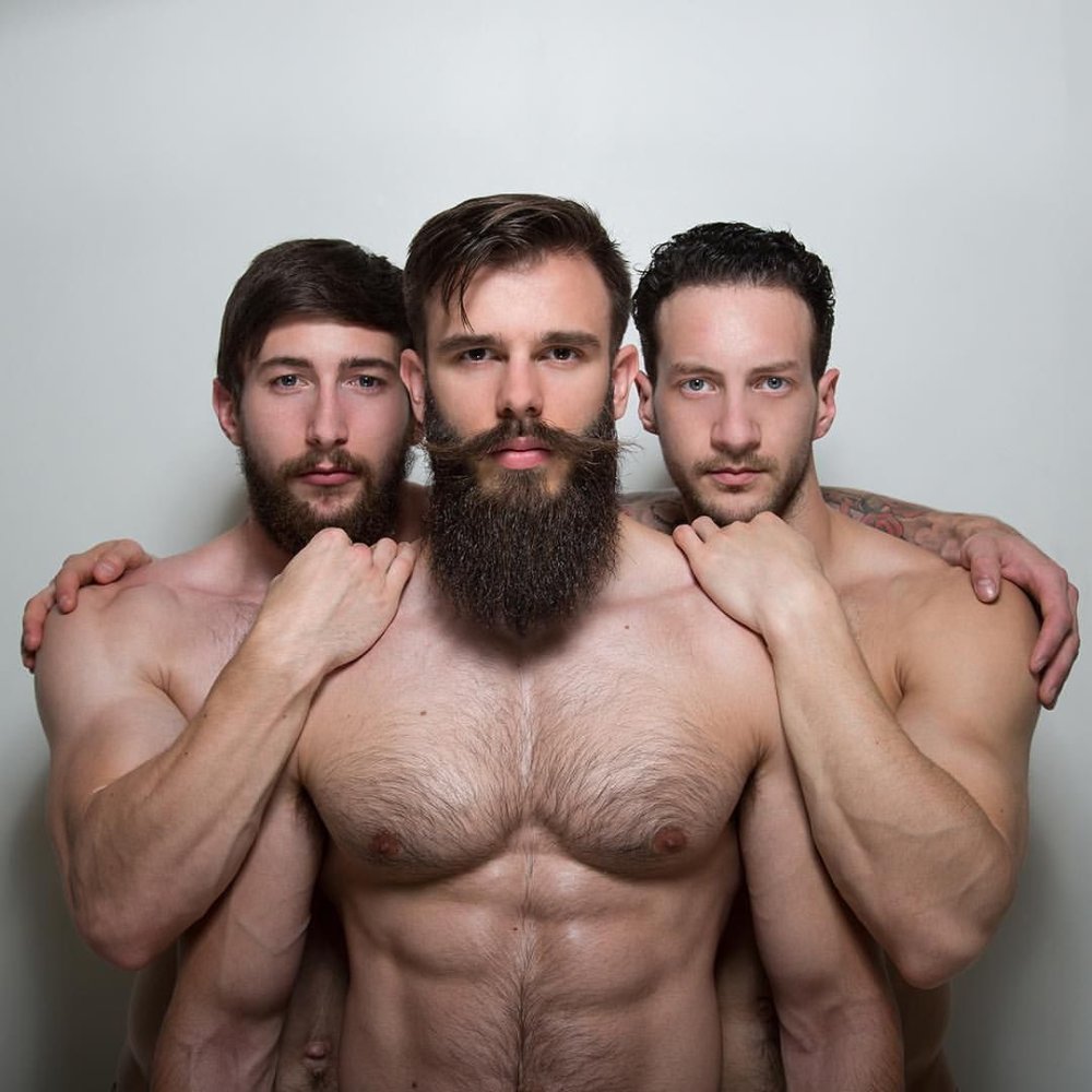 Killian Belliard with a naked beard and his boyfriend