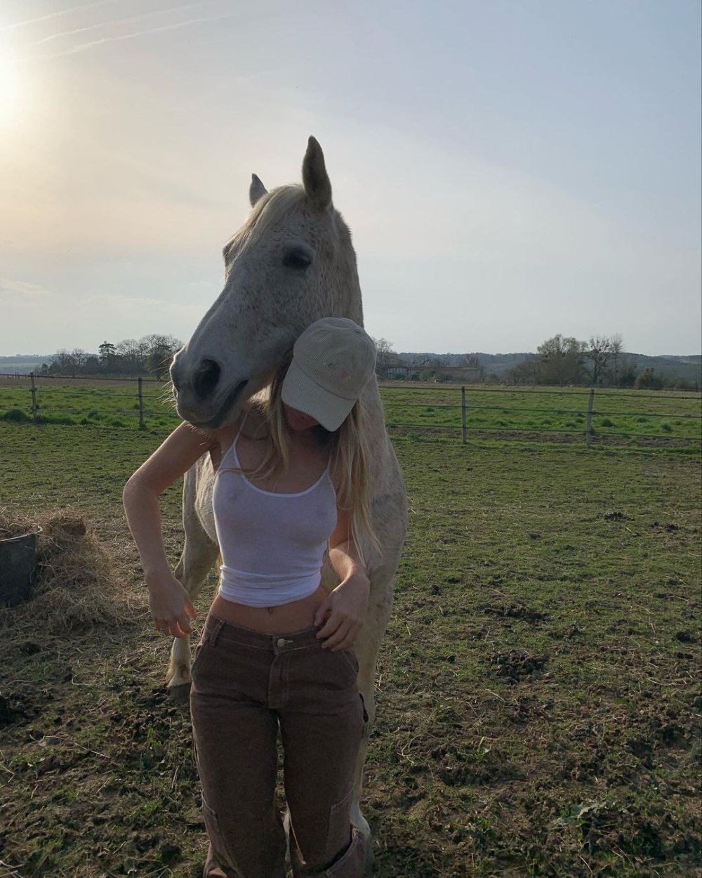 25-year-old Matilda Tantot (Mathilde Tantot)