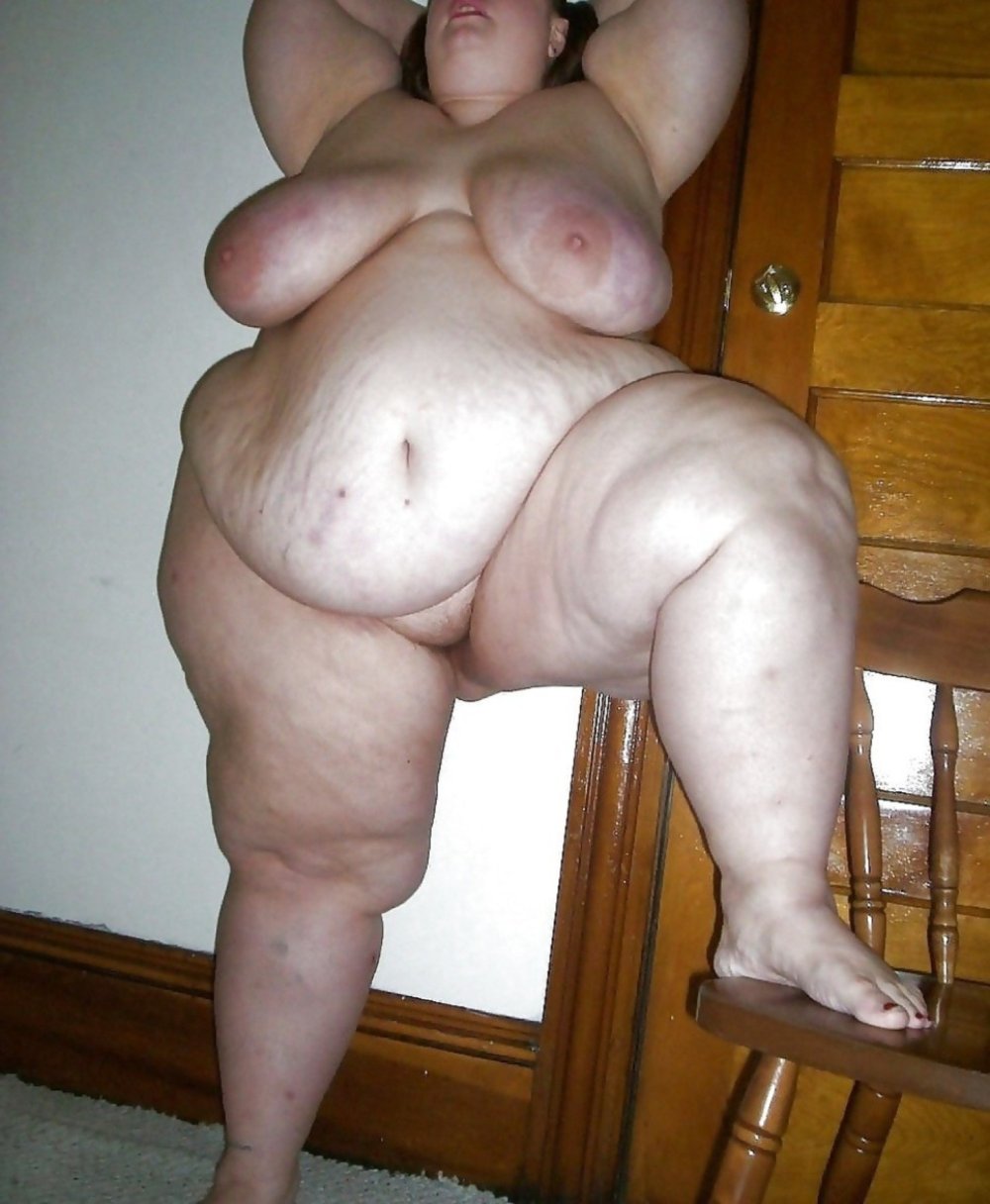 African Girddyuka SSBBW Naked