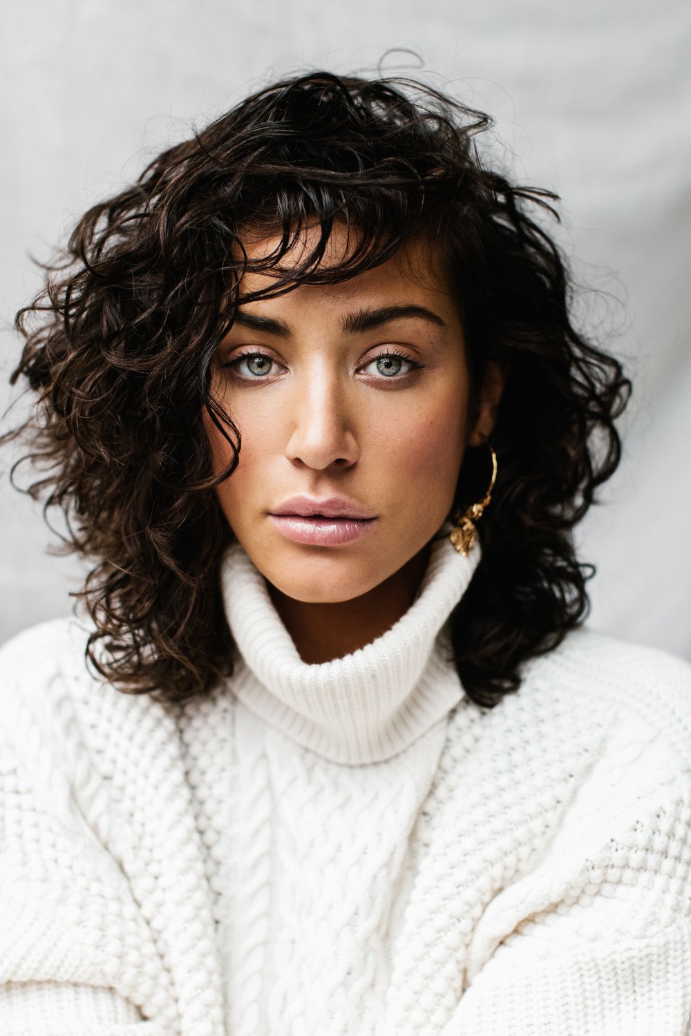 Manon Azem nationality