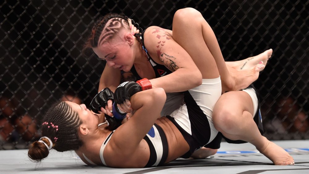 JUFS fighter Felis Herrig Naked