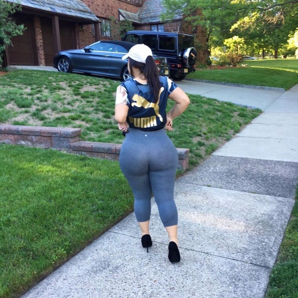 CHYNA Chase cosplay