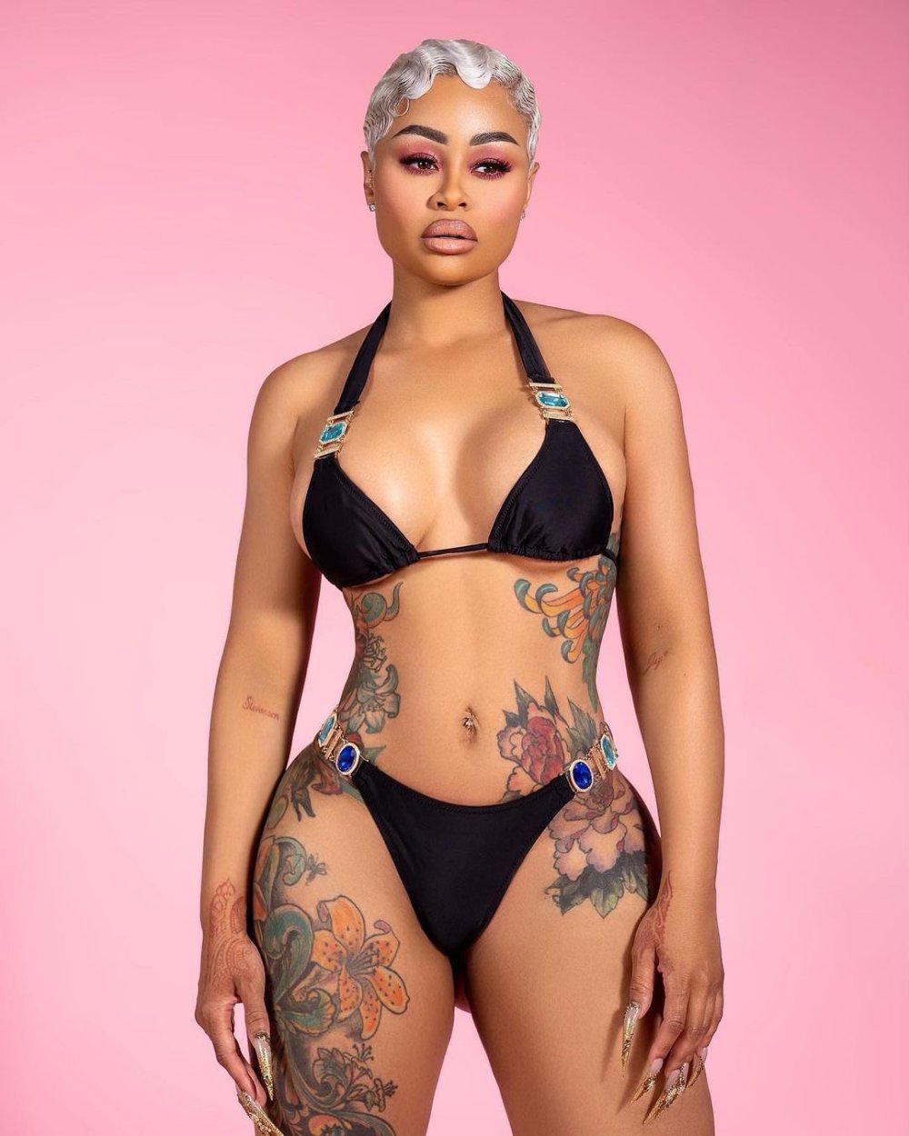 Cheyna chase in mini