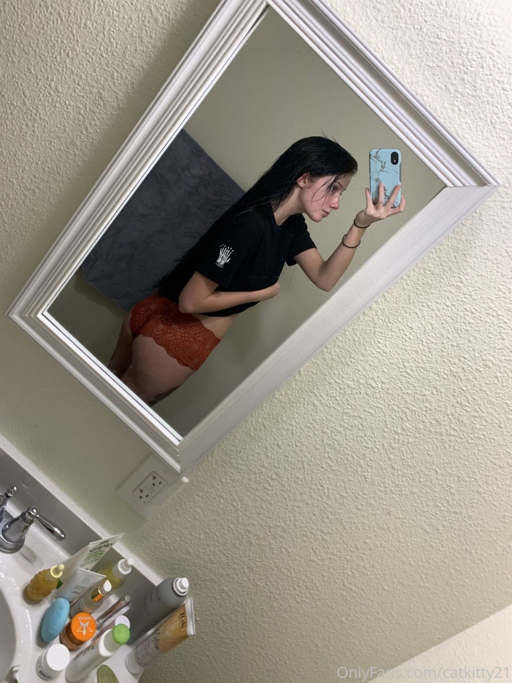 ASMR cosplay