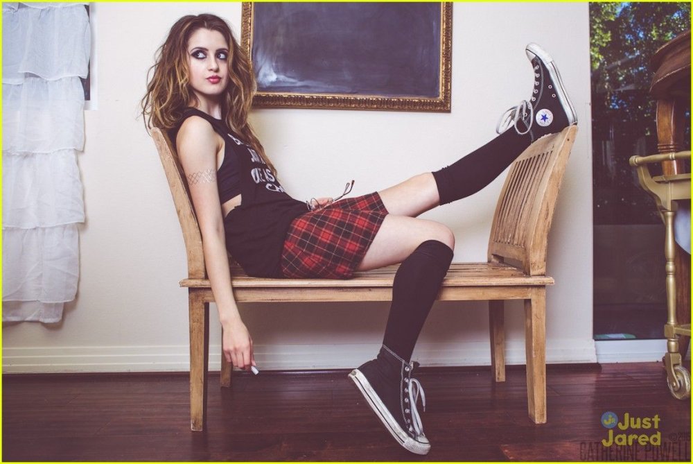 Laura Marie Feet