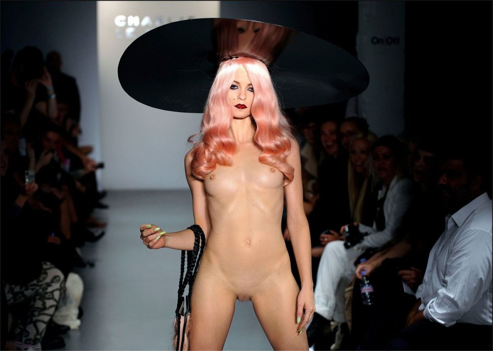 Charlie Le Minda Charlie Le NakeD