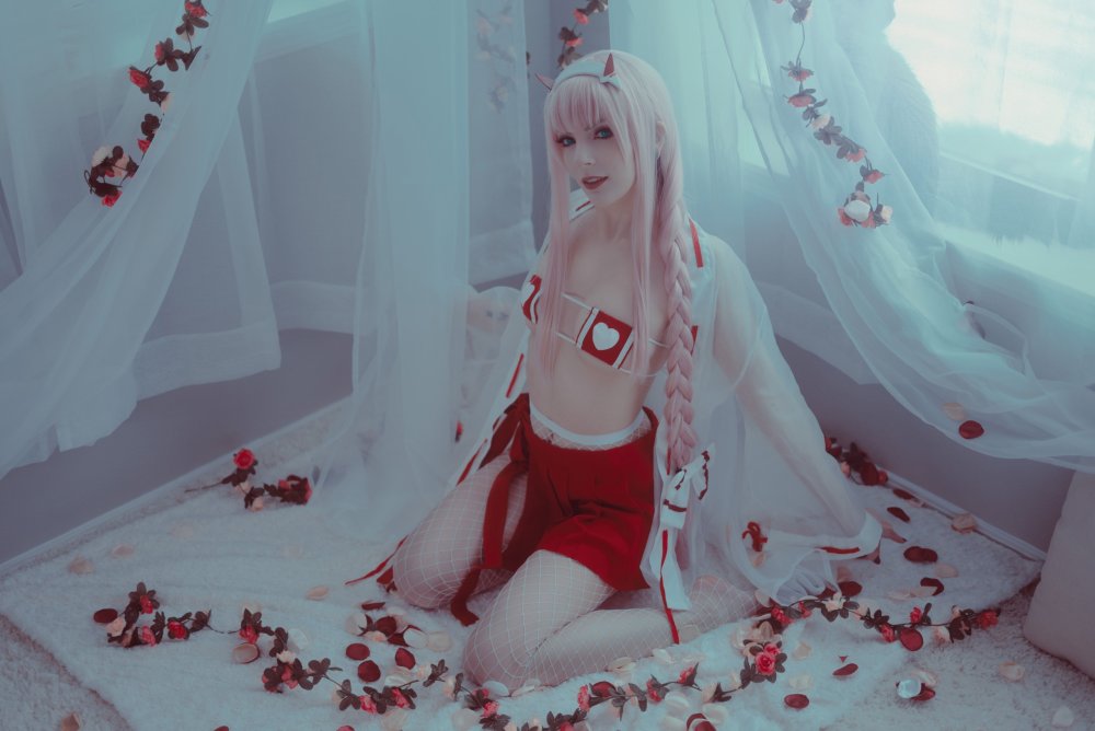 Sasha Holland Zero Two