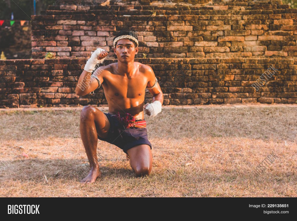 Emblem of Thai boxing Muay Tai