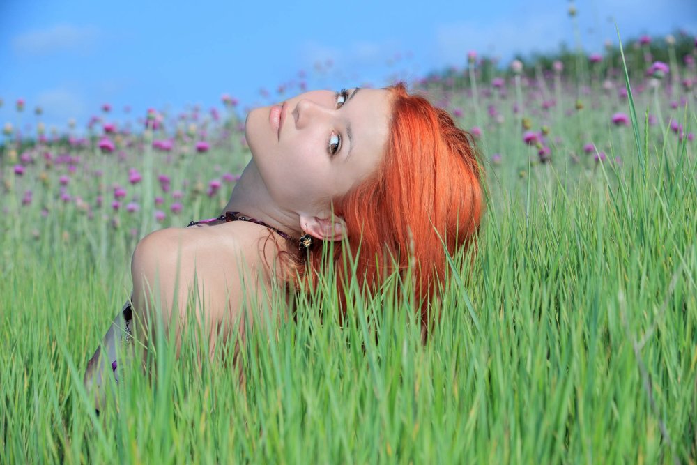 Beautiful breasts of red -haired Vioolla a