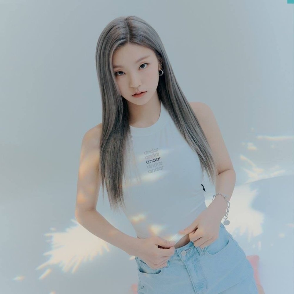 Hwan Yeji Hot
