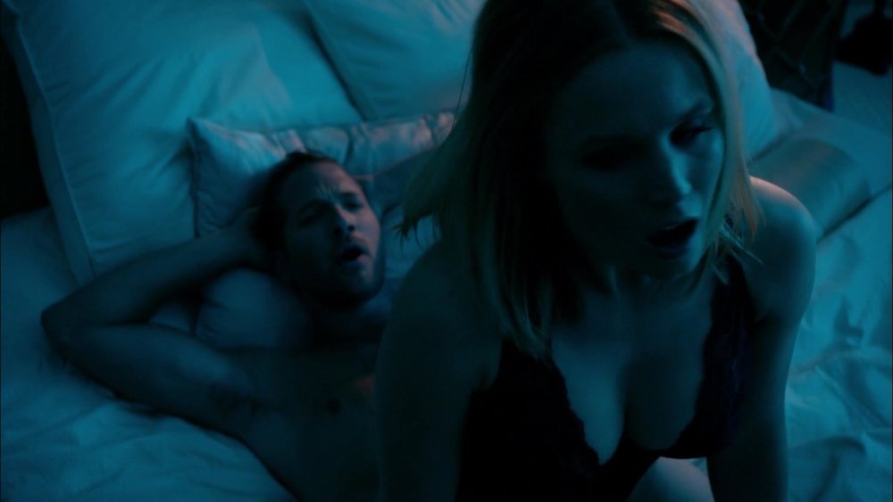 Kristen Bell is naked