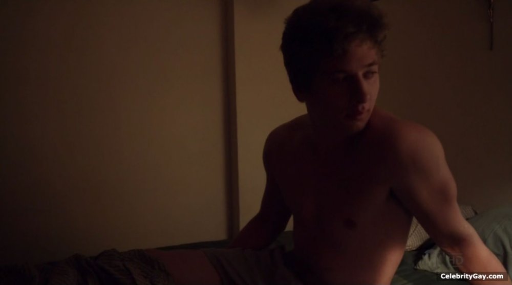 Jeremy Allen White Naked