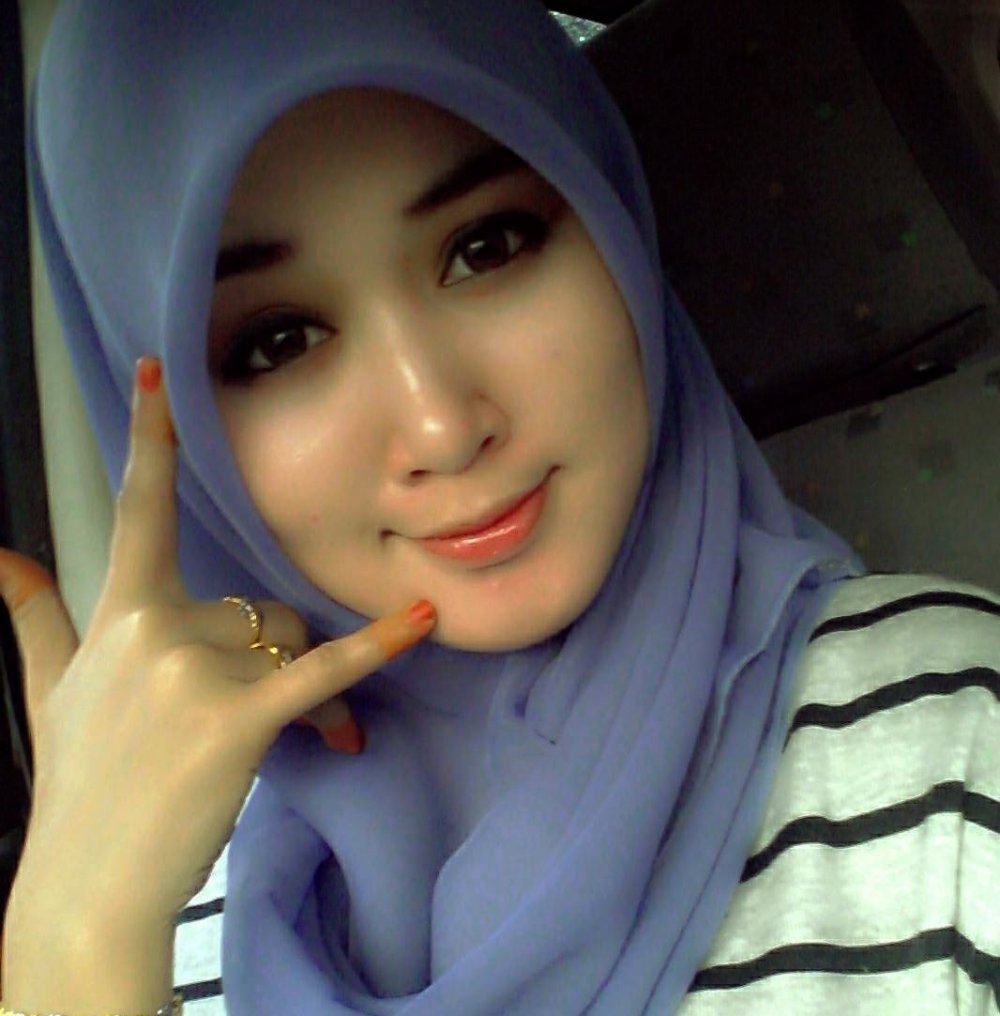 Ngentot Memek Mirah Bibi Bibi