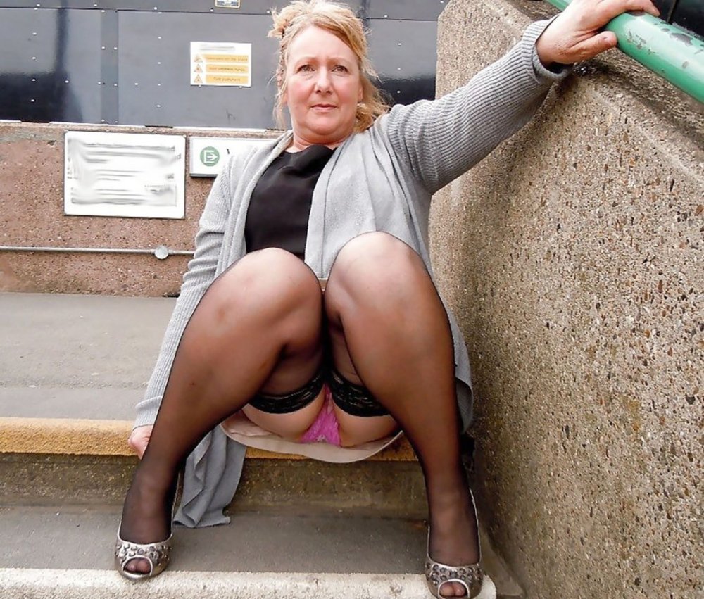 Elderly ladies without panties