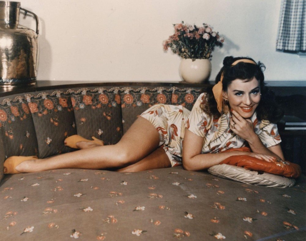 Paulette Goddard Hot