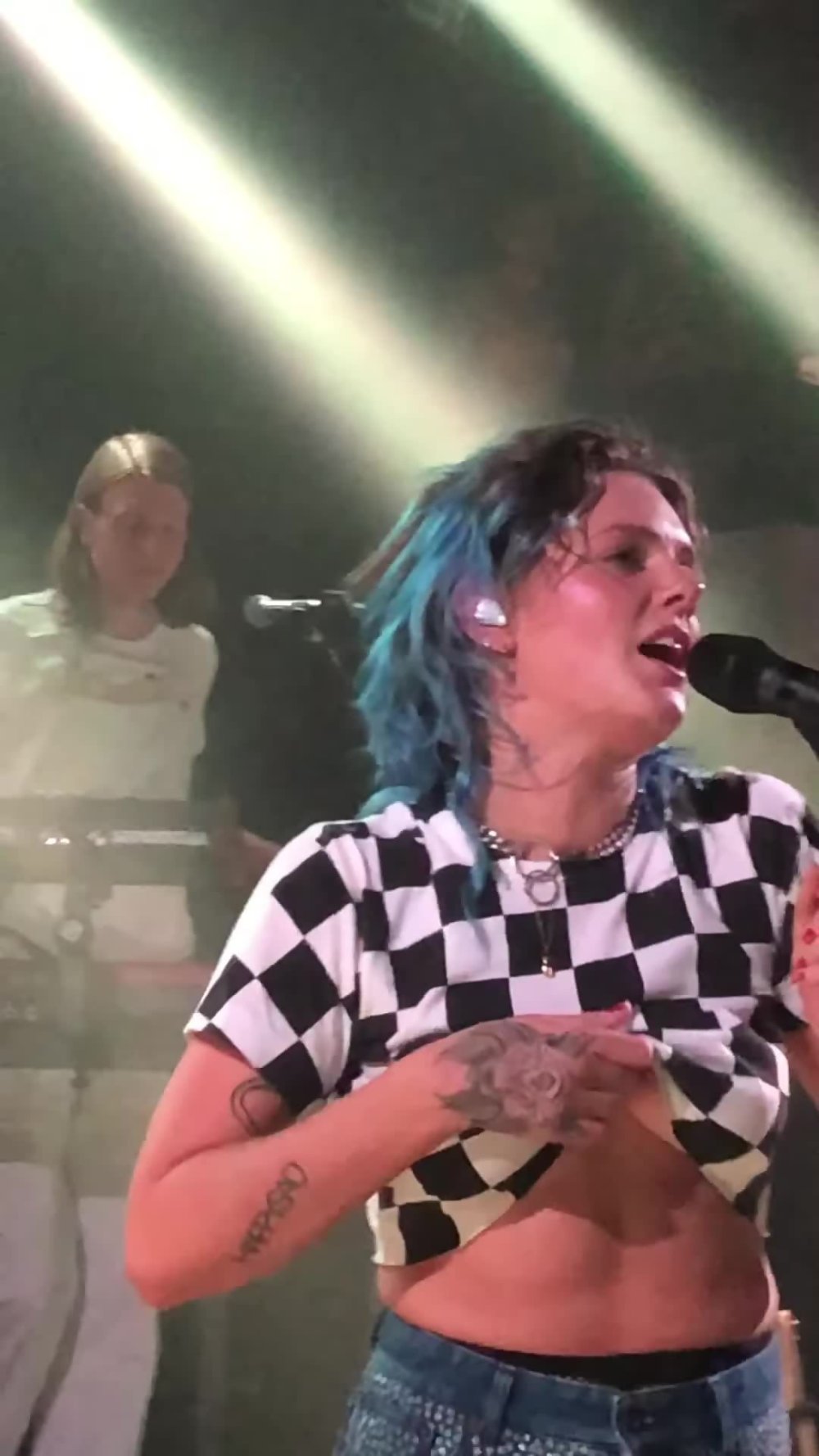 Tove LO photo from a concert