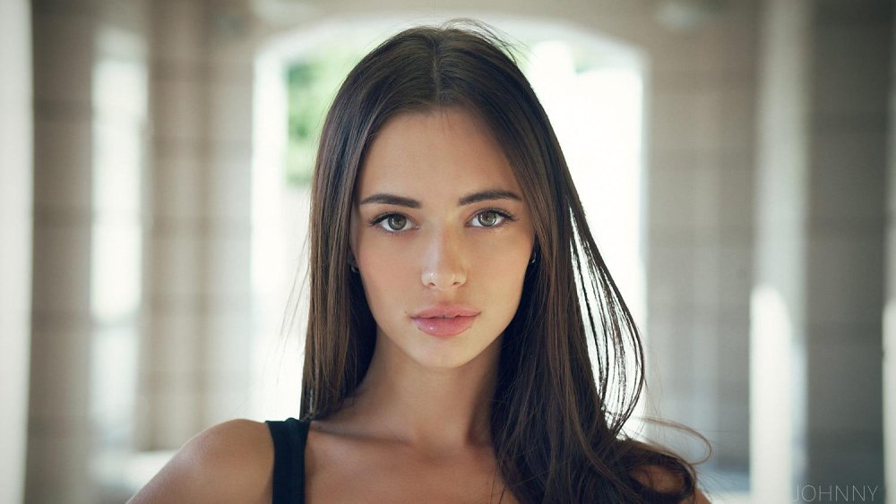 Christina Mandarina