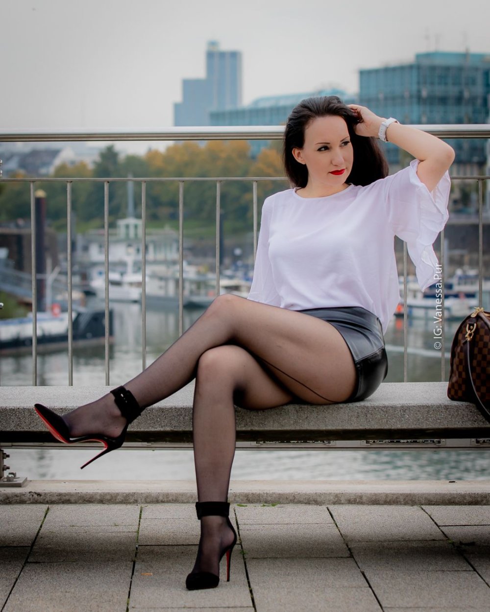 Ariadne Maevsk Secretary