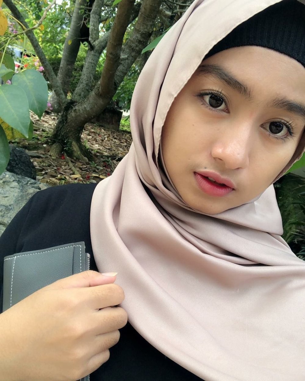 Paws in a hijab