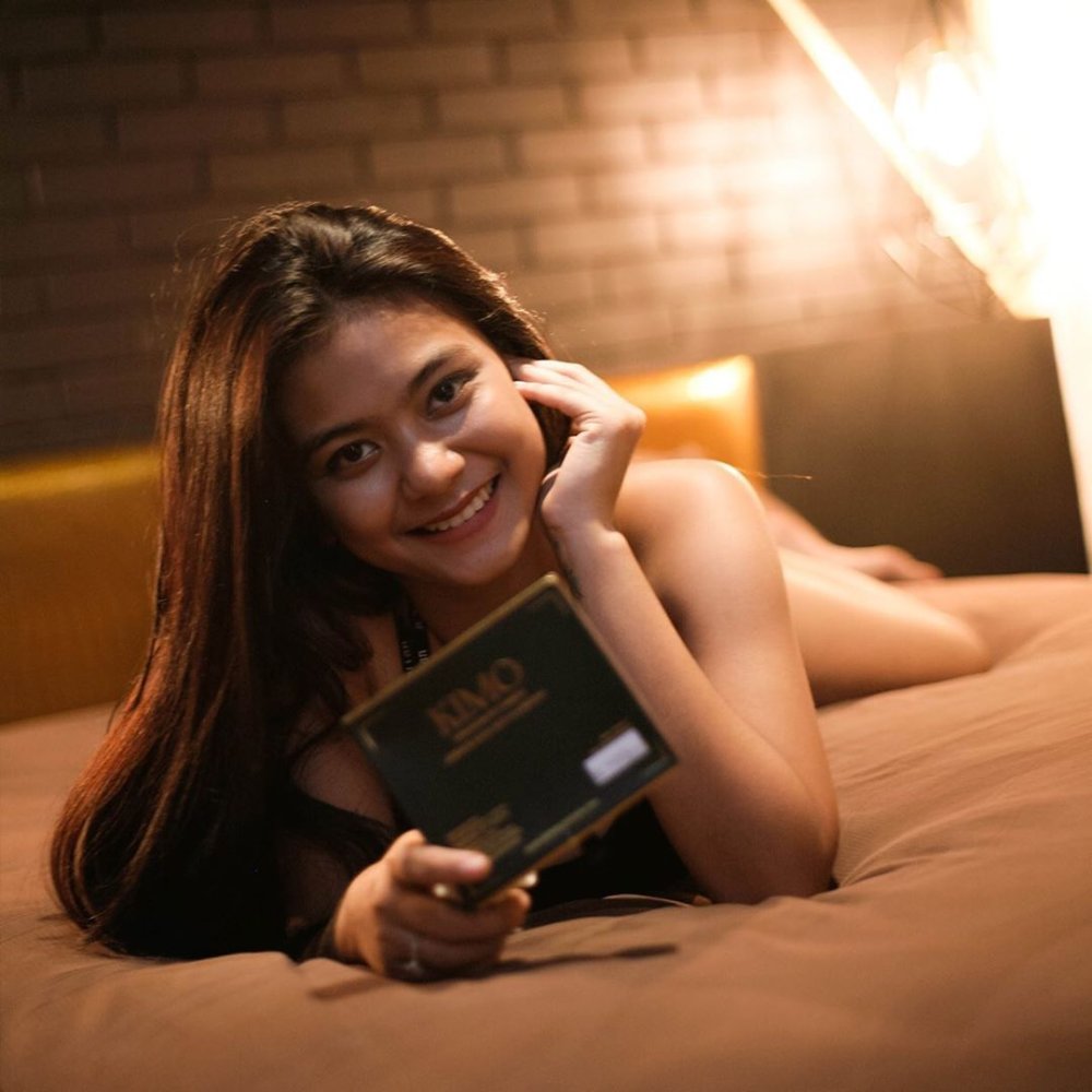 Erotic photos Callista B