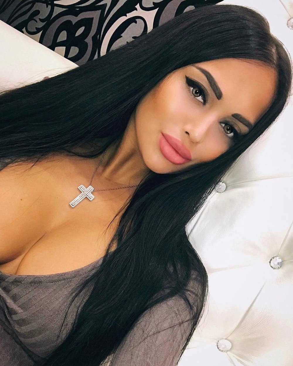 Kuzmina Nita in Mini