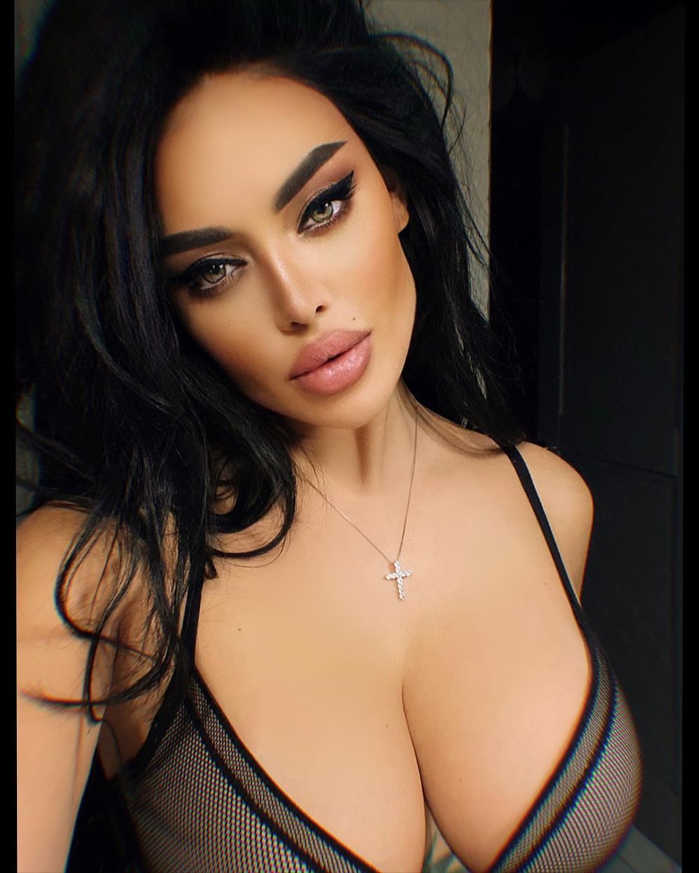 Nita Kuzmina photo shoot