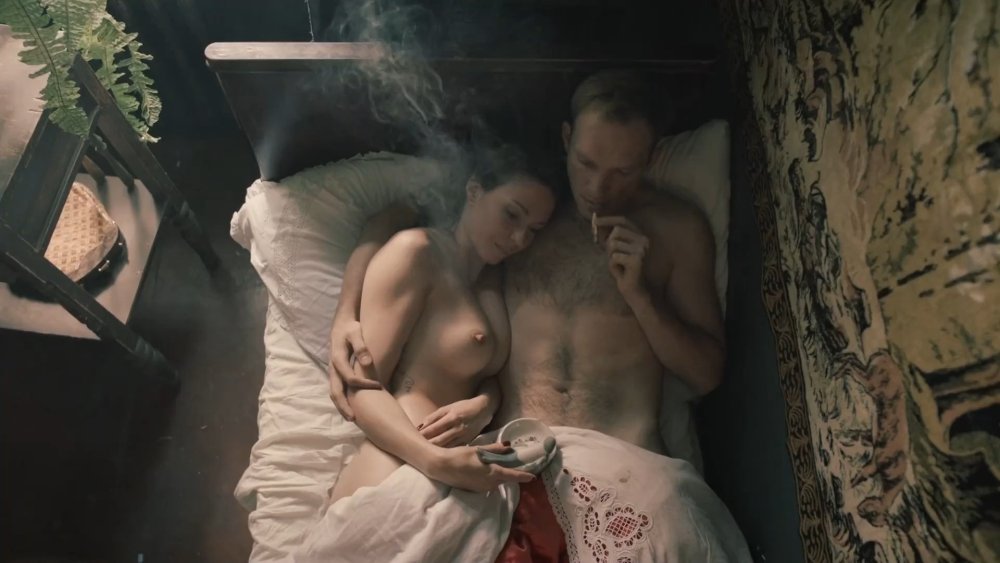 Agnia Ditkovskite is naked